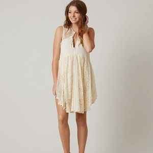 ✨NWT✨ Free People Don't You Dare Lace Shift Dress